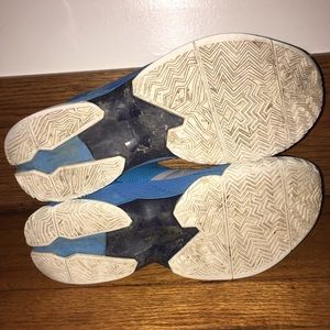 Curry 2’s *Electric Blue*👟